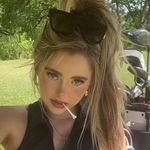 Instagram profile picture of golf micro influencers, jeni_brooke.